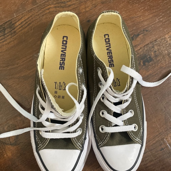 Brand New Forest Green Lowtop - Picture 2 of 4